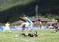 La 'prima' di De Bruyne davanti a De Laurentiis, la 'debacle' in campo ed i selfie al 90': le emozioni di Napoli-Arezzo 0-2 | FOTOGALLERY CN24
