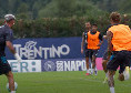 Lang-Lucca-Neres, che triangolazione! C'&egrave; feeling e si vede: super gol in allenamento | VIDEO