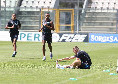 Ritiro Napoli a Castel di Sangro, allenamento mattutino: tiri in porta, Meret e Milinkovic-Savic 'bombardati'! Out Ambrosino, Buongiorno a parte | DIRETTA VIDEO