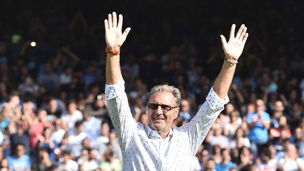 Krol: "Buone vacanze ai tifosi del Napoli: speriamo tutti nel 4° scudetto" | VIDEO