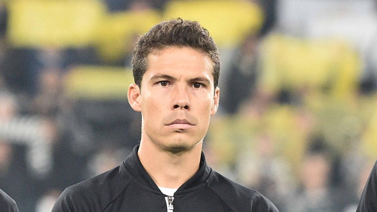 Hernanes: "Il Napoli non pu&ograve; togliere De Bruyne o McTominay, al massimo Conte ne pu&ograve; levare un altro..."