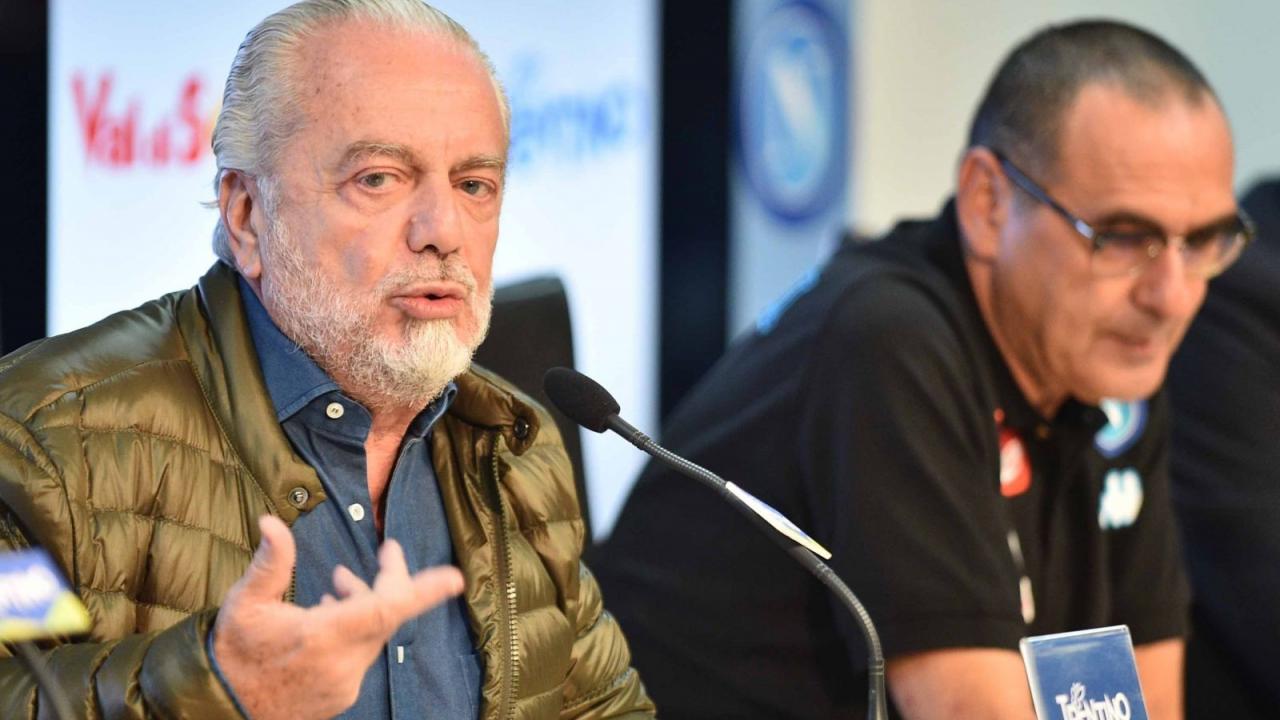 RAI - Sarri non ha ancora detto s&igrave; all'Atalanta, un invito da De Laurentiis pu&ograve; essere decisivo! Avviati colloqui con un'alternativa