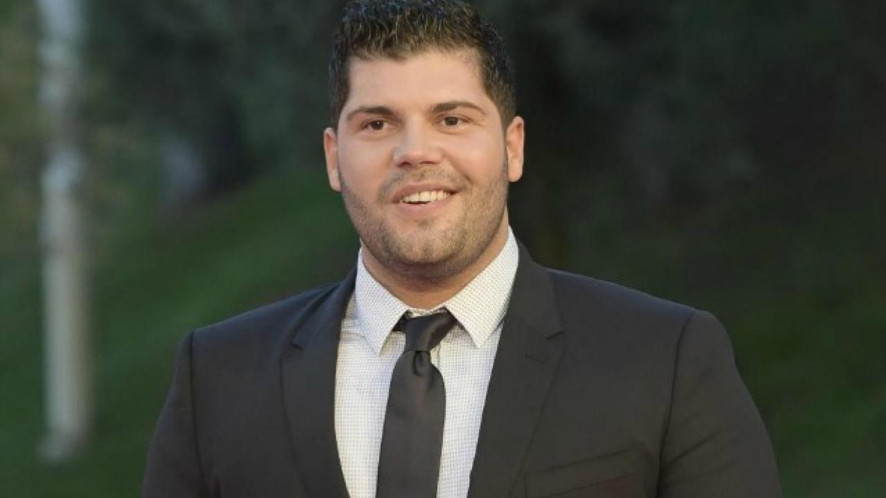 Salvatore Esposito: "Venerd&igrave; ce ripigliamm' tutt' chell che &egrave; 'o nuost', stamm senza pensieri!"