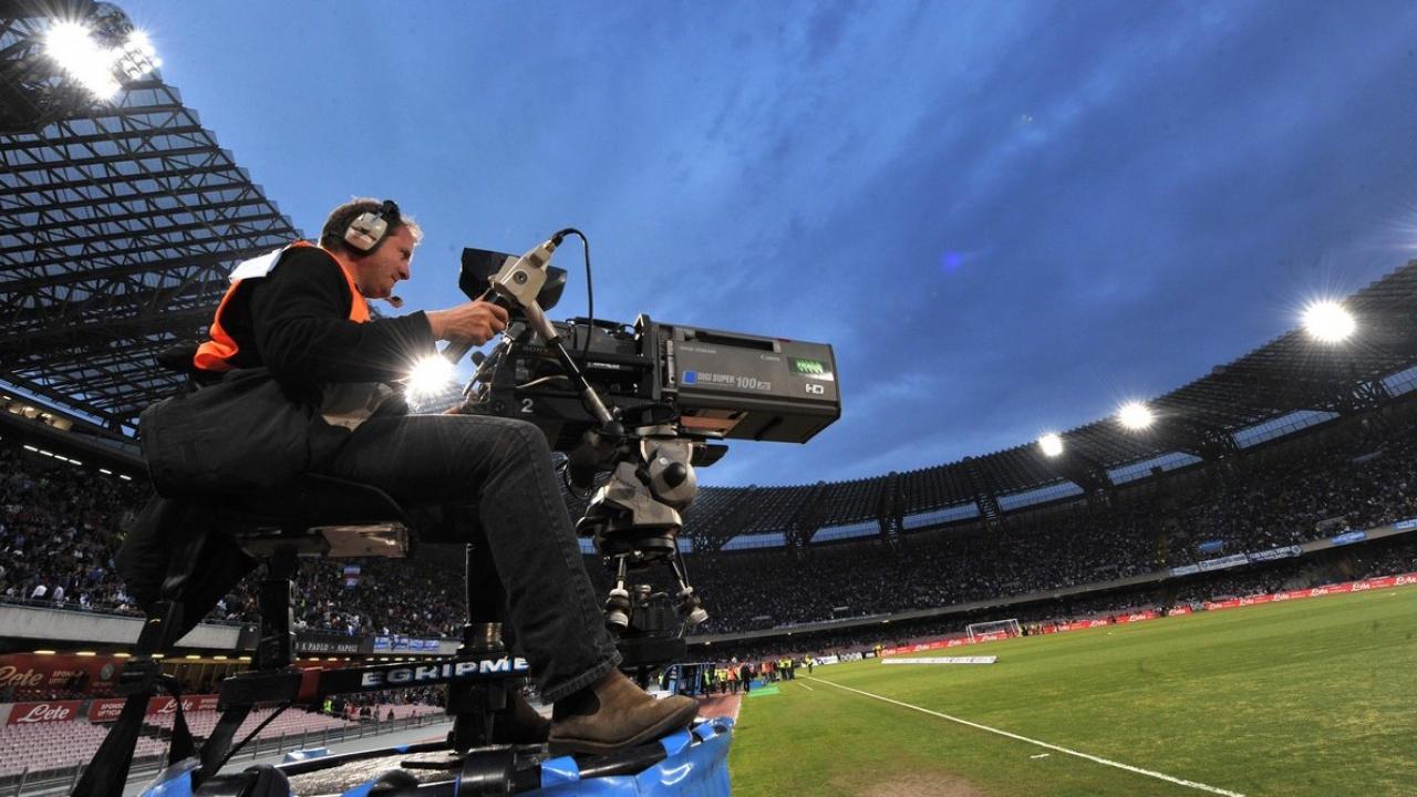 La Uefa sfonda il muro dei 5 miliardi con i nuovi diritti tv della Champions: chi paga e quanto