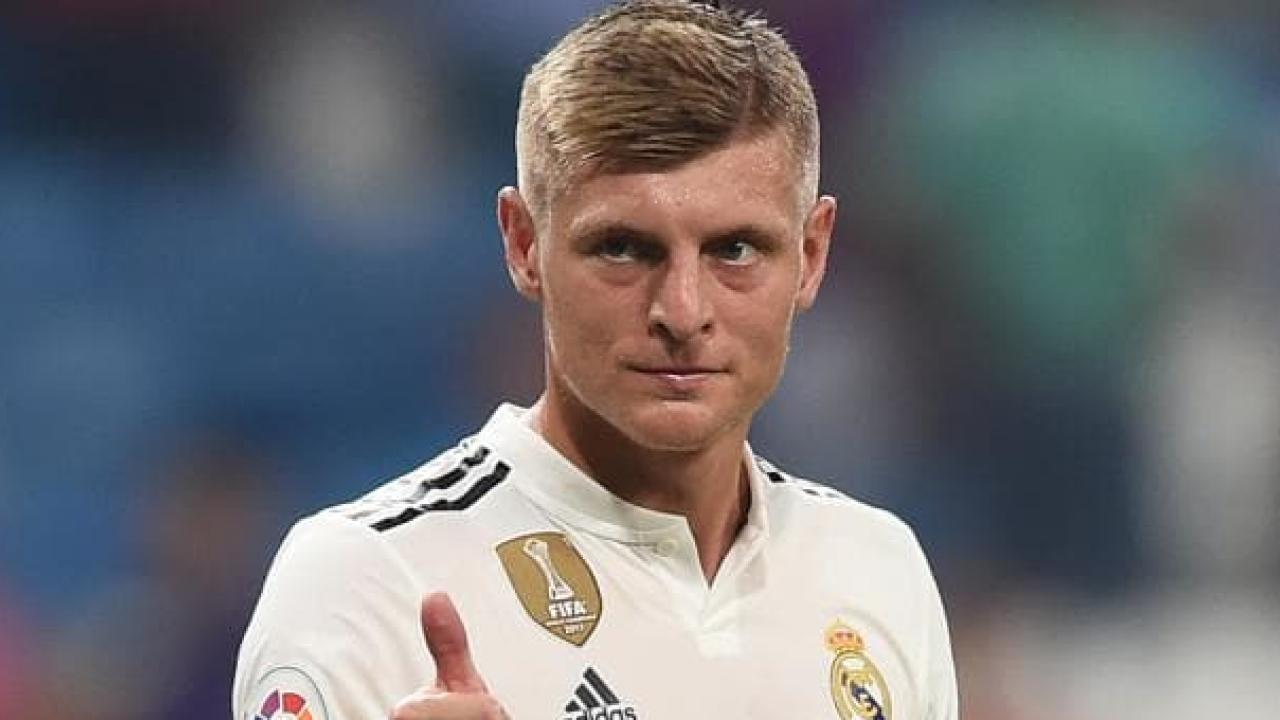 Toni Kroos polemico: "L'MVP lo vincerà chi lo merita, non come il Pallone d'Oro"