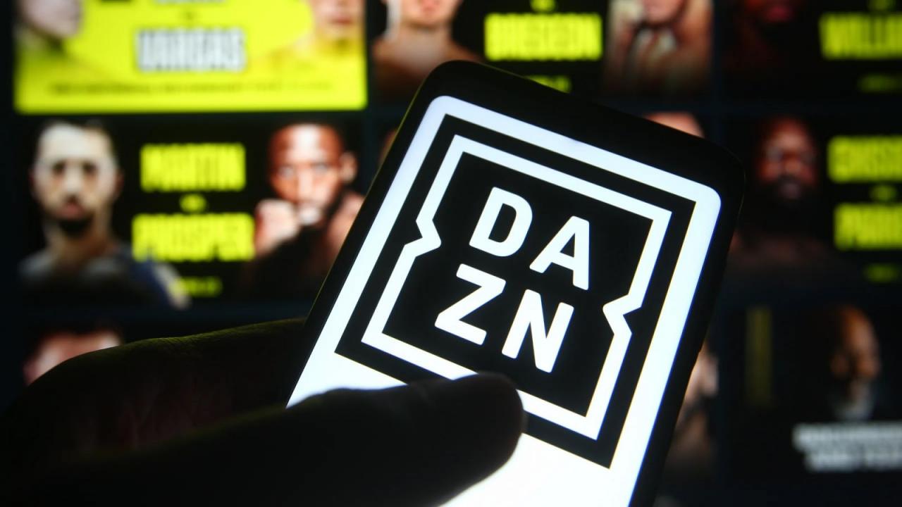 Ulteriore aumento abbonamenti DAZN, Ziliani: "Avete visto cosa sta accadendo in Francia?"