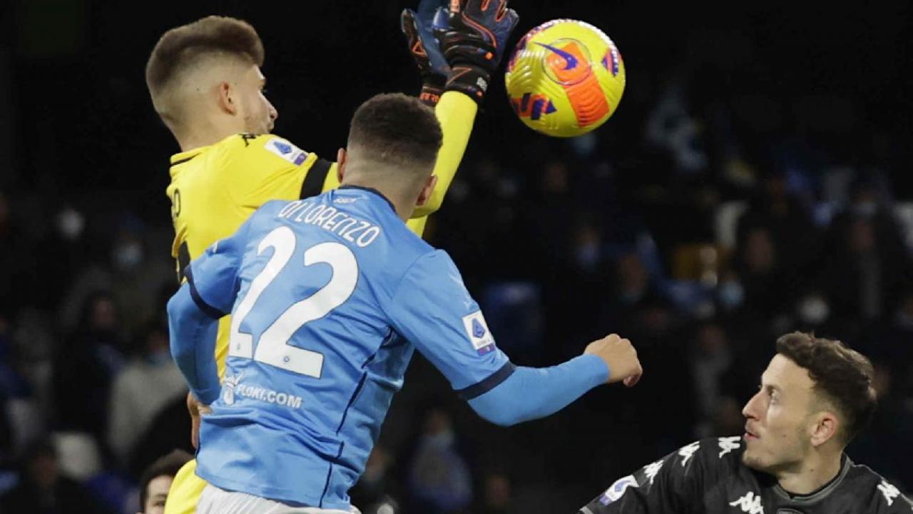 Accostato al Napoli, SKY svela: Vicario nome caldo per la porta Juve