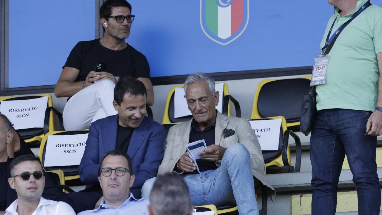 La Fifa e la Uefa ammoniscono l'Italia, la FIGC rischia la sospensione e l'organizzazione di Euro 2032