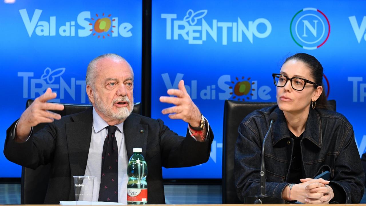 De Laurentiis: "Chiamai mia figlia che faceva la psicologa: sapete quanto abbiamo incassato il primo giorno delle nuove maglie?"