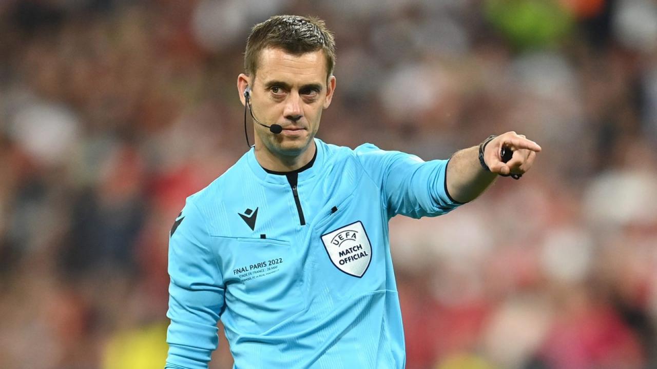 Clement Turpin arbitrerà Italia-Israele: squadra tutta francese, la designazione