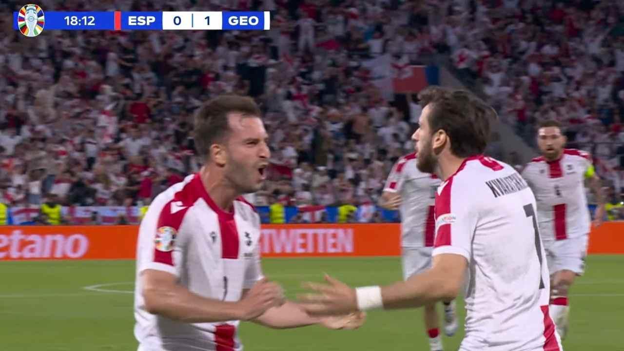 Spagna-Georgia 0-1, vantaggio georgiano grazie a Kvaratskhelia! | VIDEO