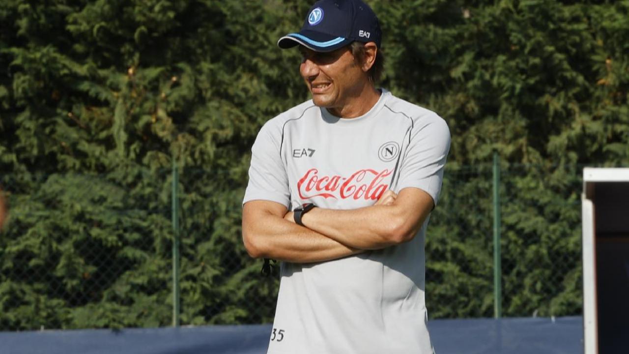 Gazzetta - Conte nuovo capopopolo di Napoli, spunta un gesto che ha fatto ieri a fine allenamento