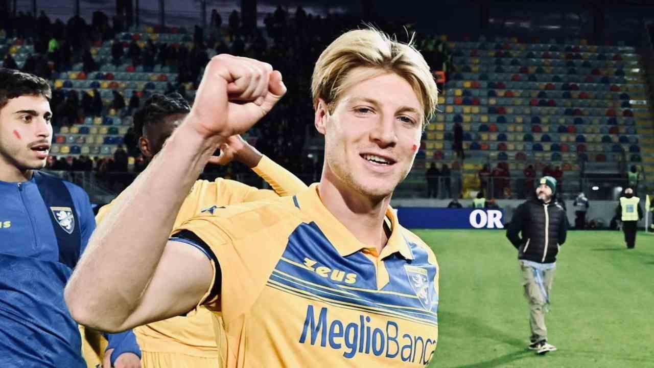 Calciomercato Napoli, contatti tra Manna e l'agente di Brescianini: la situazione