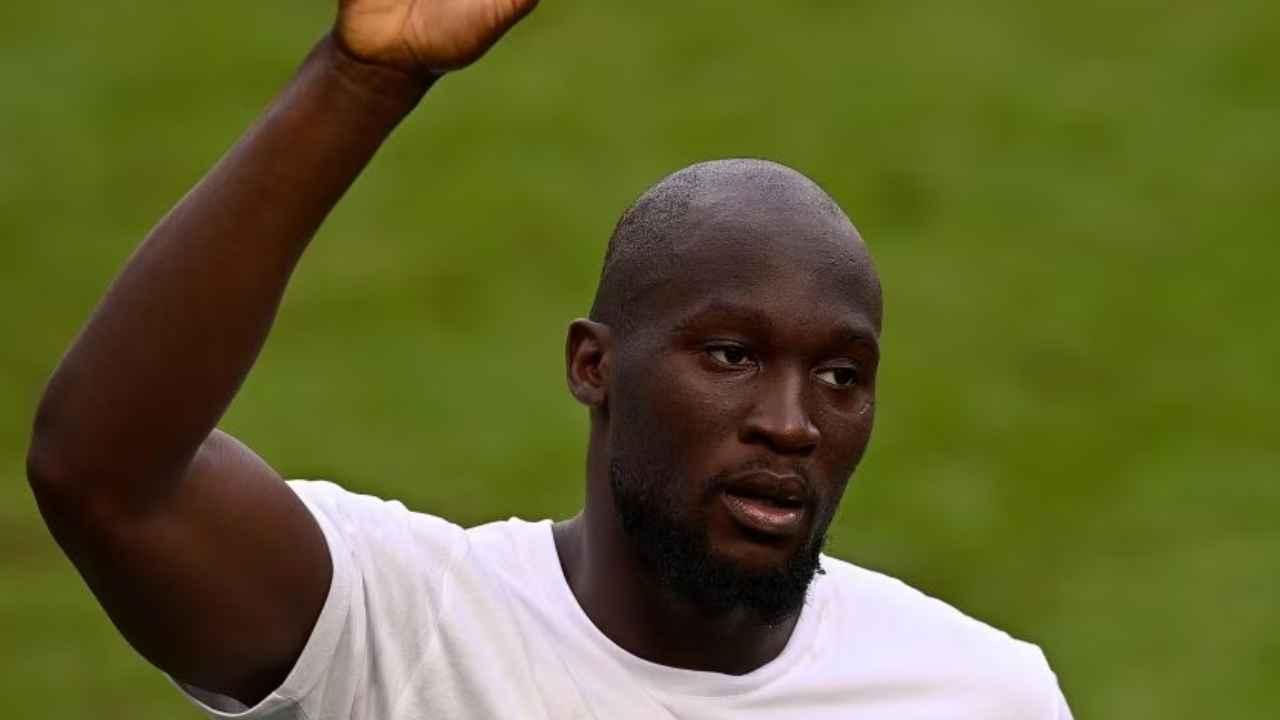 L'Equipe - Lukaku non aspetterà ancora per molto il Napoli