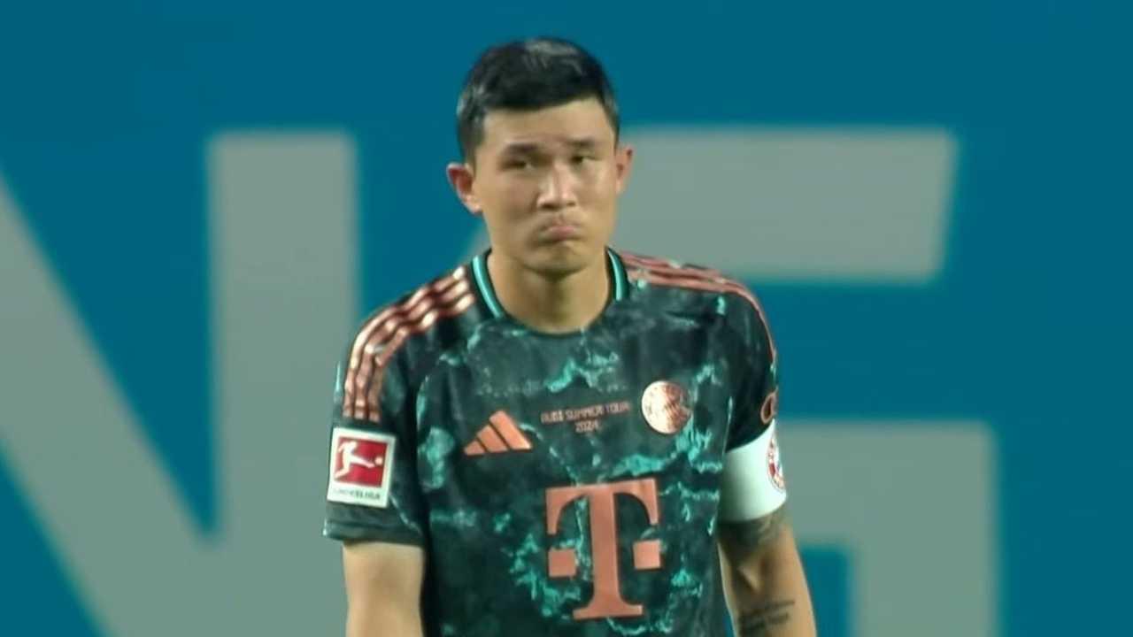 Bayern Monaco, Kim capitano per un giorno: in Corea indossa lui la fascia contro il Tottenham | FOTO