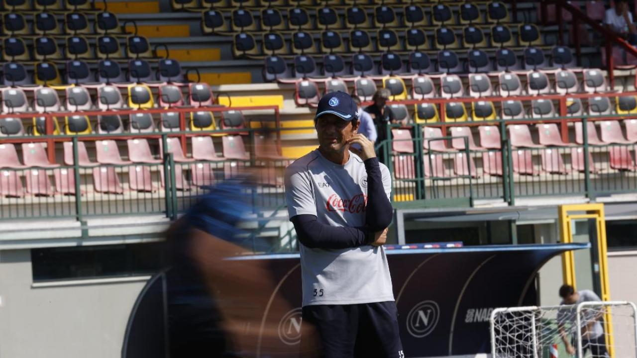 Conte comanda il Napoli, Il Mattino: vuole almeno altri cinque colpi e una rosa da 18 giocatori