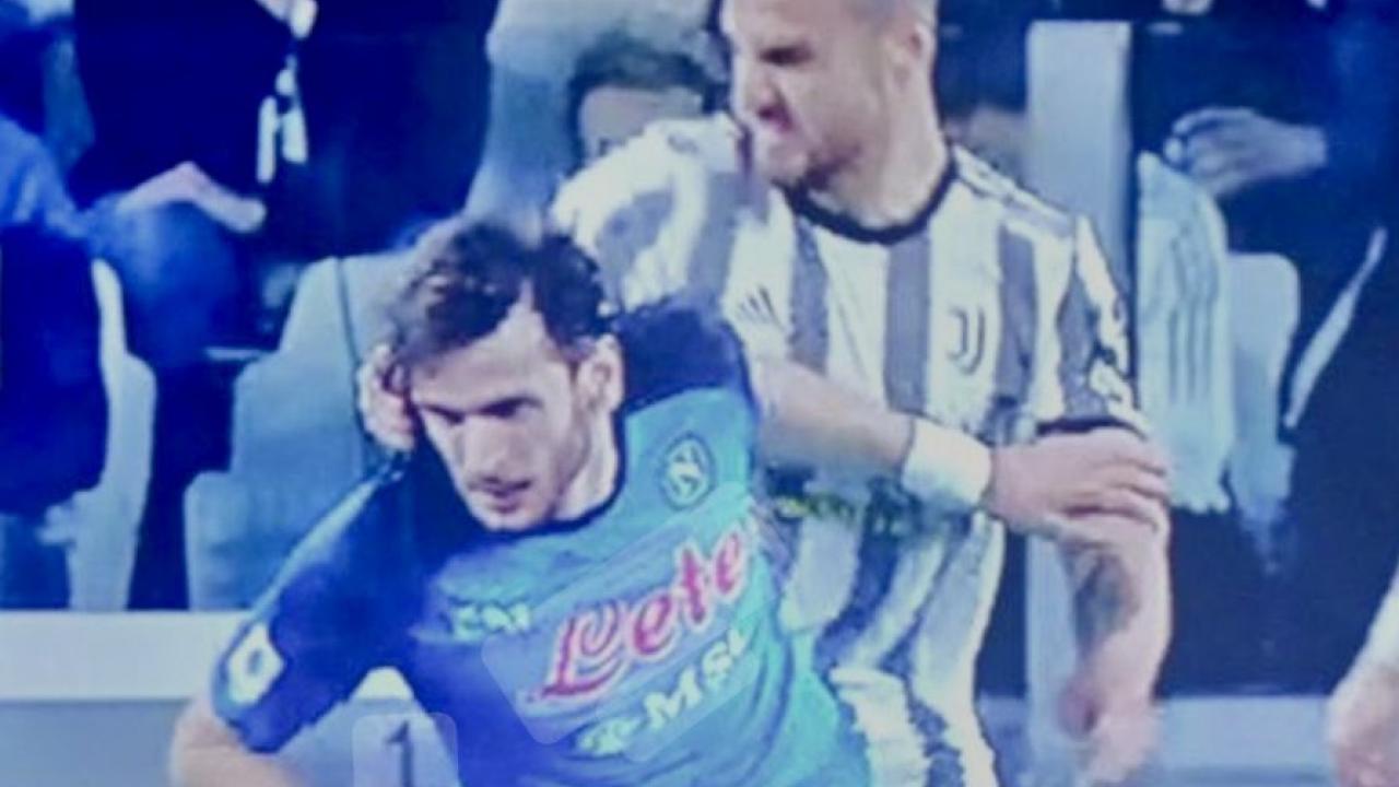 Il nome di Gatti infiamma Napoli: c'&egrave; un precedente che i tifosi non dimenticano