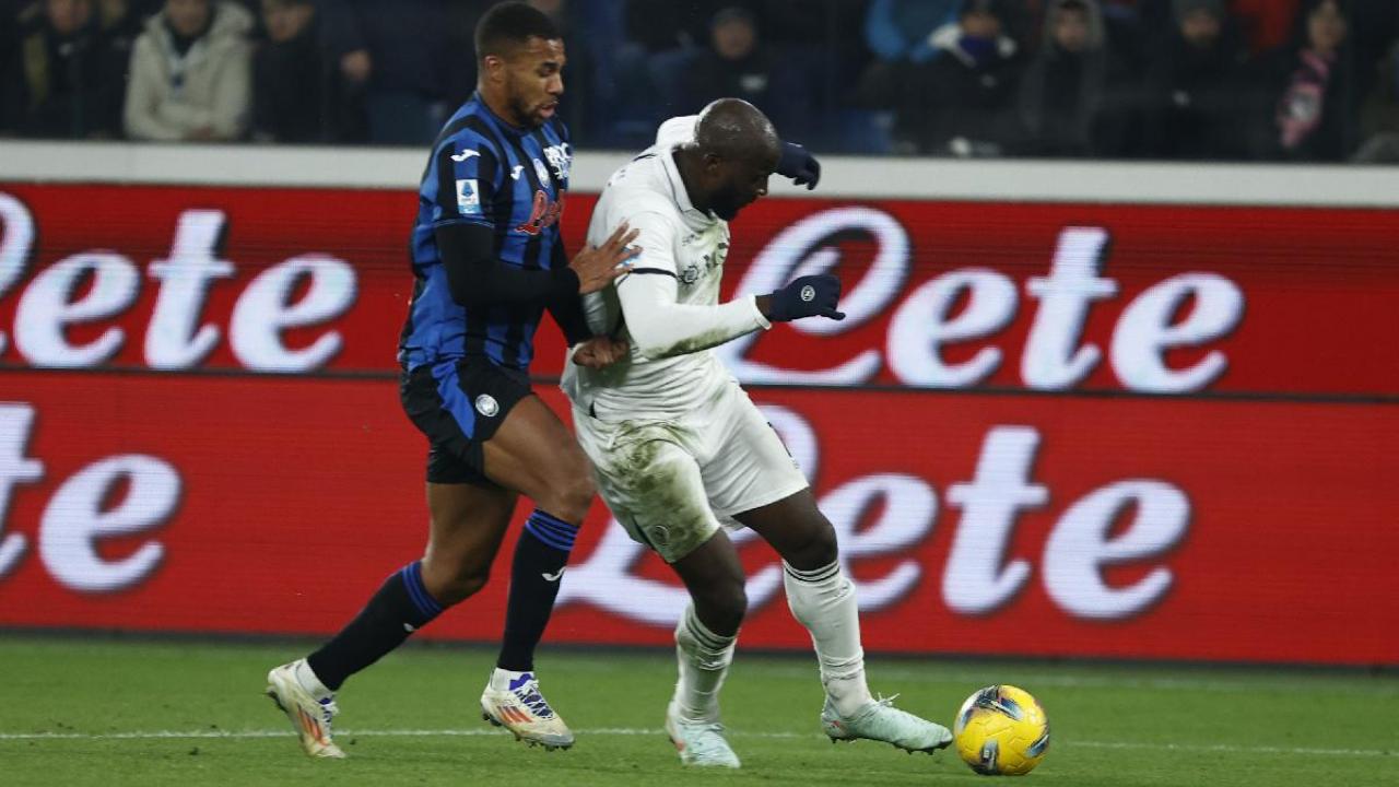 Romano rivela: "Il Napoli aveva fatto pi&ugrave; di un pensierino per Hien"