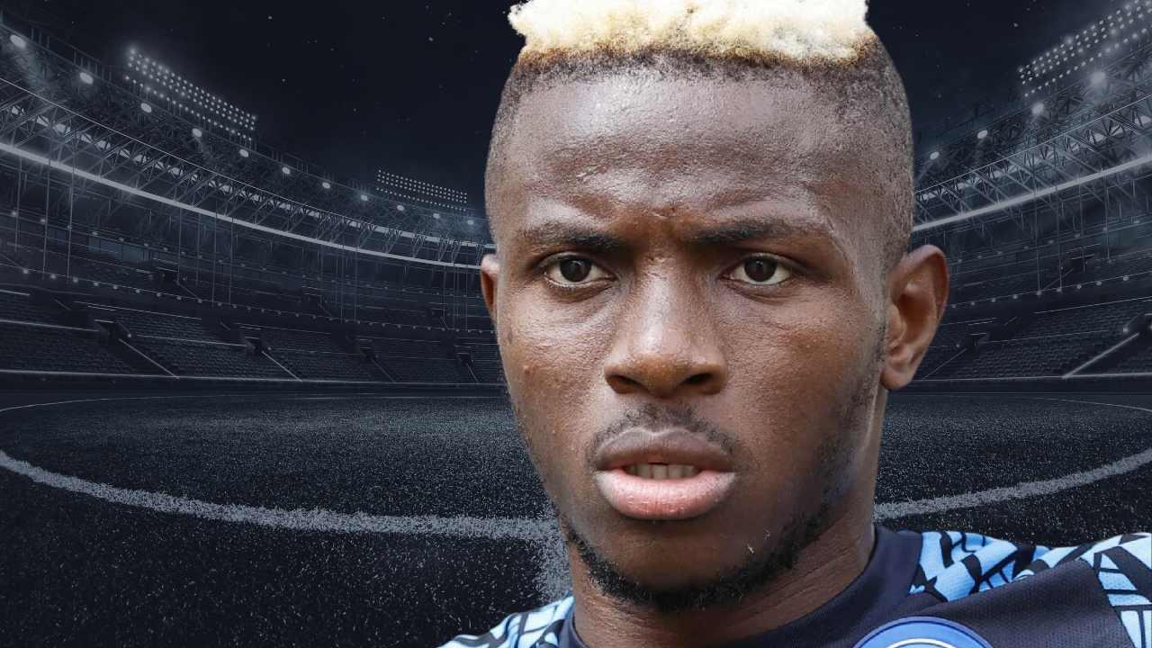 CdS - Napoli irremovibile con Osimhen: pronto a portarlo in ritiro attivando rinnovo fino al 2027 se nessuno pagherà clausola