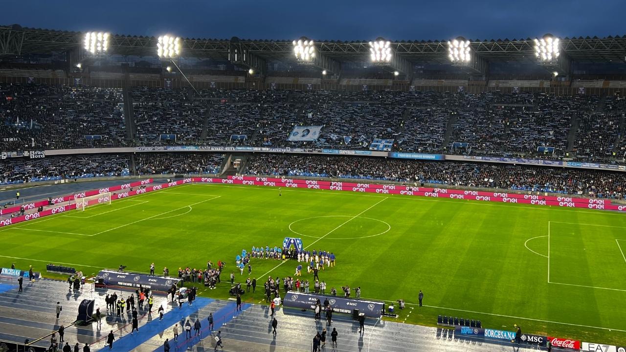 Nessuno meglio del Napoli in casa, imbattuto al Maradona da 321 giorni come Liverpool e Monaco