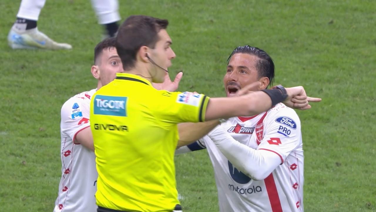 Marelli: "Zufferli? L'arbitro di Fiorentina-Napoli deve crescere sulla personalit&agrave;, a volte soffre le proteste dei giocatori"