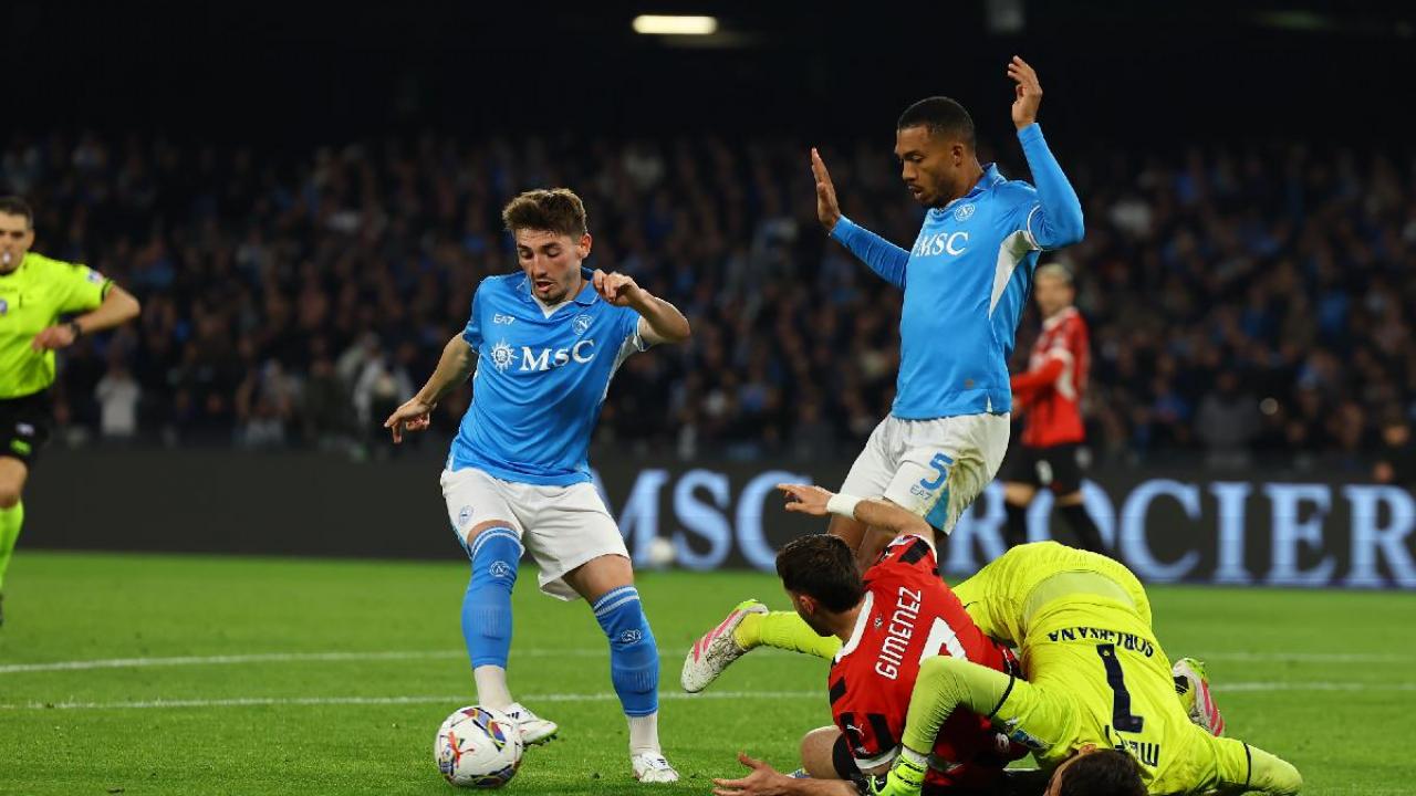 Gilmour al posto di Anguissa? C'&egrave; una strategia del Napoli che pu&ograve; rivelarsi preziosa