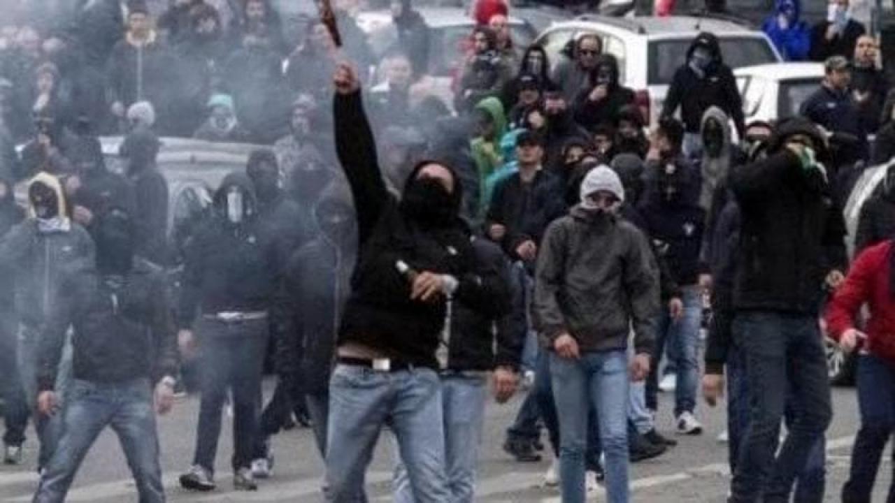 Tifoso bianconero ferito al derby Torino-Juventus: chiesti domiciliari per un poliziotto