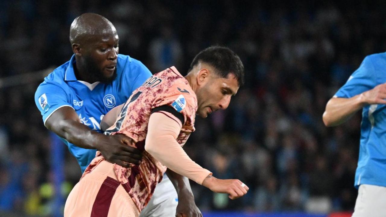 Apuzzo: "Lukaku? Ieri ha messo in imbarazzo un suo avversario, avete visto?"