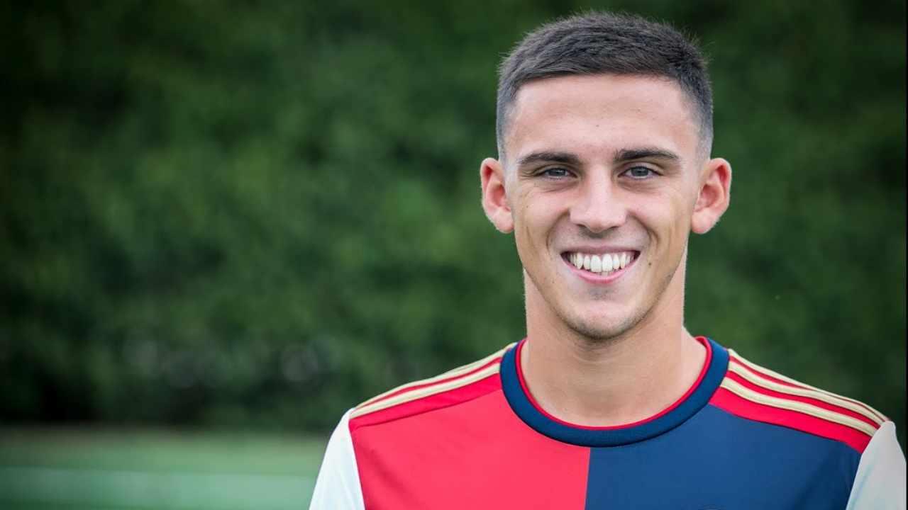 Moretto: "Prima offerta del Napoli al Cagliari per Zappa! Ma c'&egrave; un problema, ecco quale"