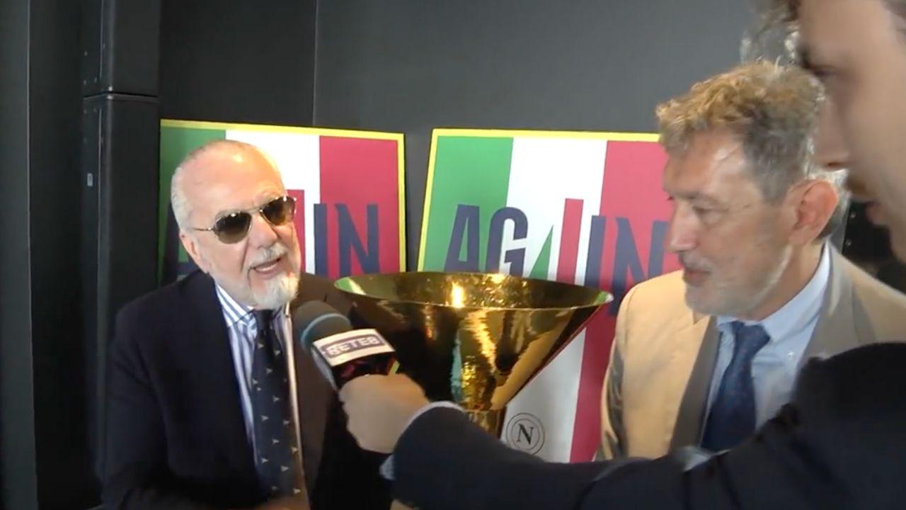 De Laurentiis sbotta col cronista, Ordine e Sindacato giornalisti: "Fatto grave, Marsilio ride senza intervenire"