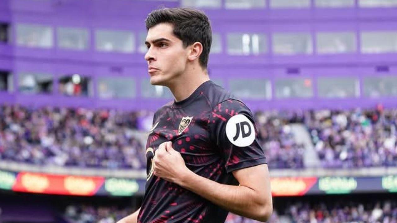 Dalla Spagna - Juanlu si allena regolarmente con il Siviglia: attende il via libera per passare al Napoli