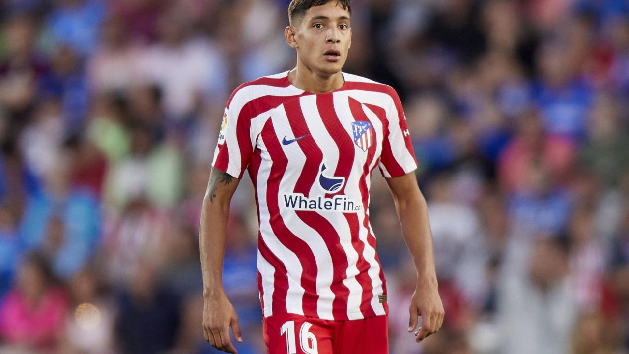 Gazzetta - Sondaggio Napoli per Nahuel Molina. Ipotesi scambio con l'Atletico Madrid