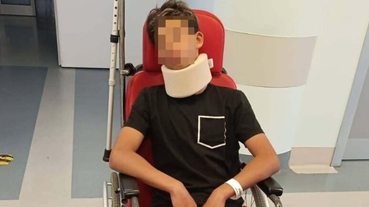 Un anno di squalifica al portiere 13enne picchiato dal pap&agrave; di un avversario