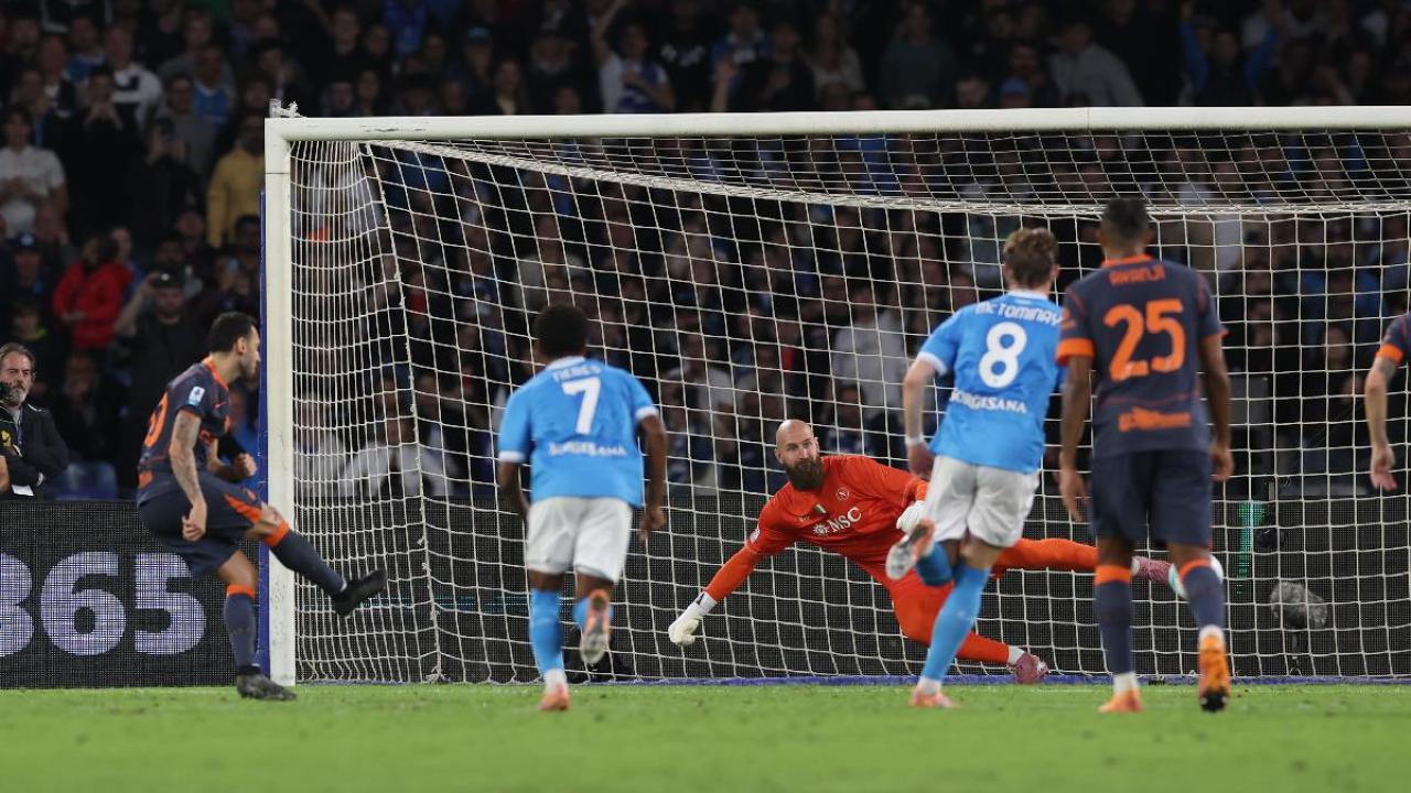 Il Napoli &egrave; la squadra che ha subito pi&ugrave; rigori in Serie A fino ad ora