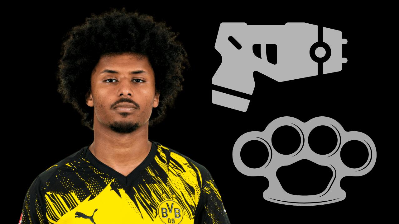 Adeyemi sorpreso con armi in casa: multa da 450mila euro!