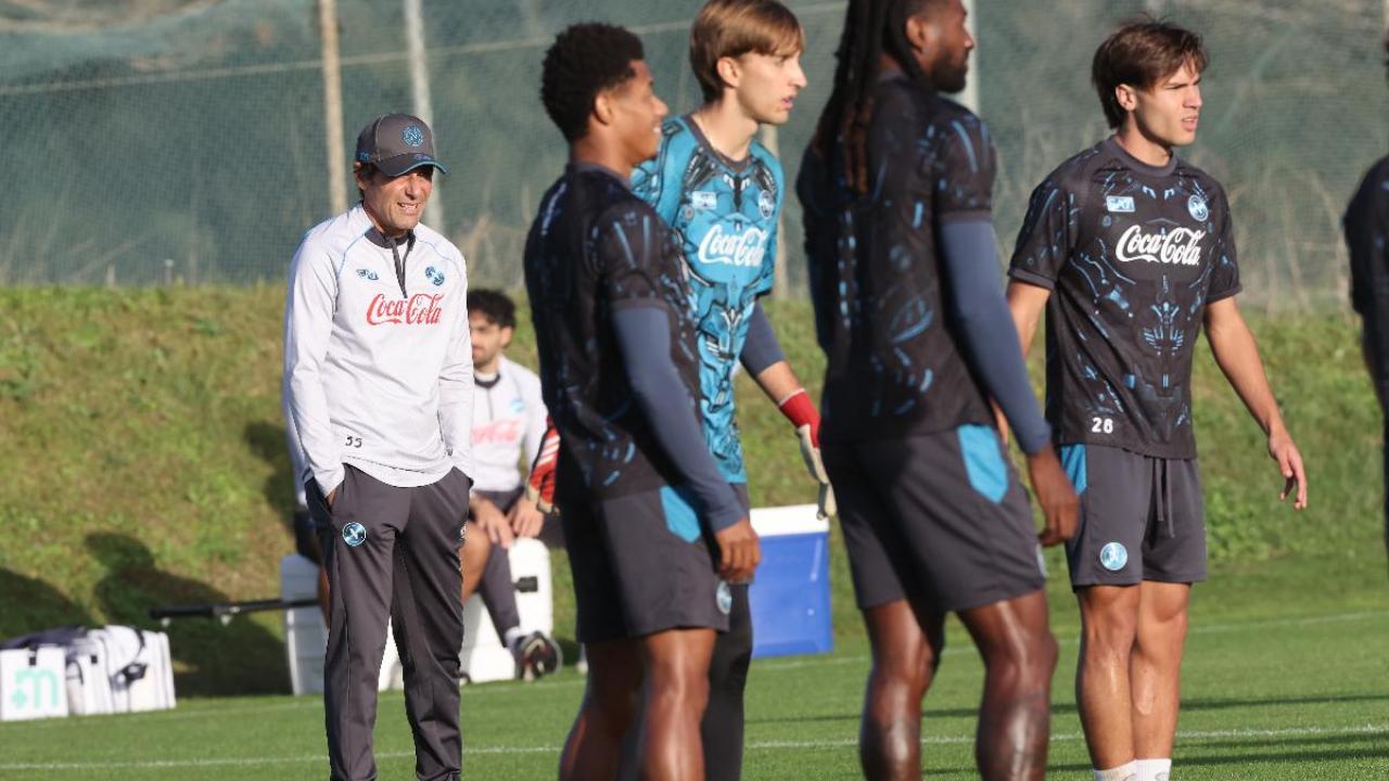 Oggi rifinitura a Castel Volturno, Conte pensa a un cambio modulo totale