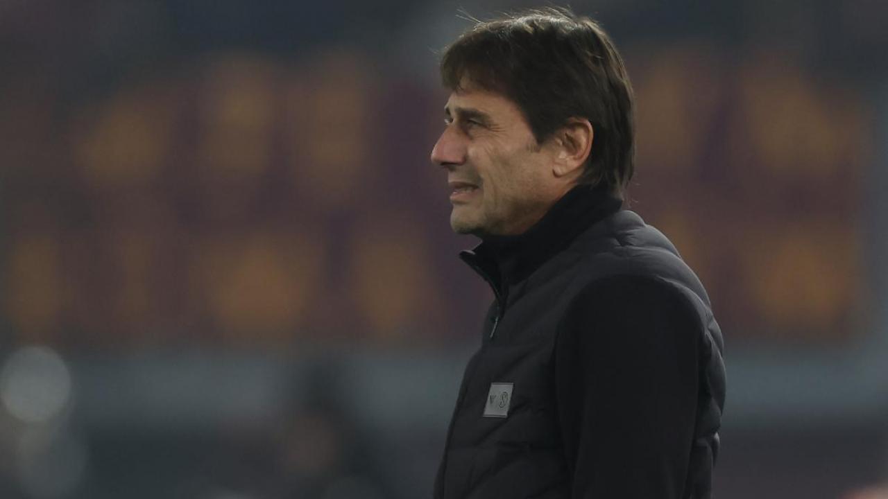 Probabili formazioni Napoli-Cagliari: Conte pronto al turnover in Coppa Italia