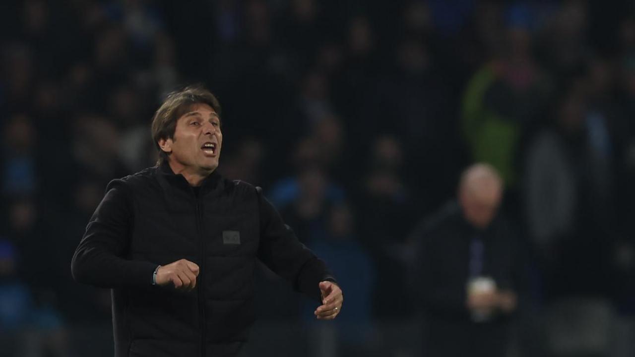 Gazzetta su Conte: si &egrave; auto-esonerato per qualche giorno, la sua fuga da Castel Volturno ha funzionato da scossa