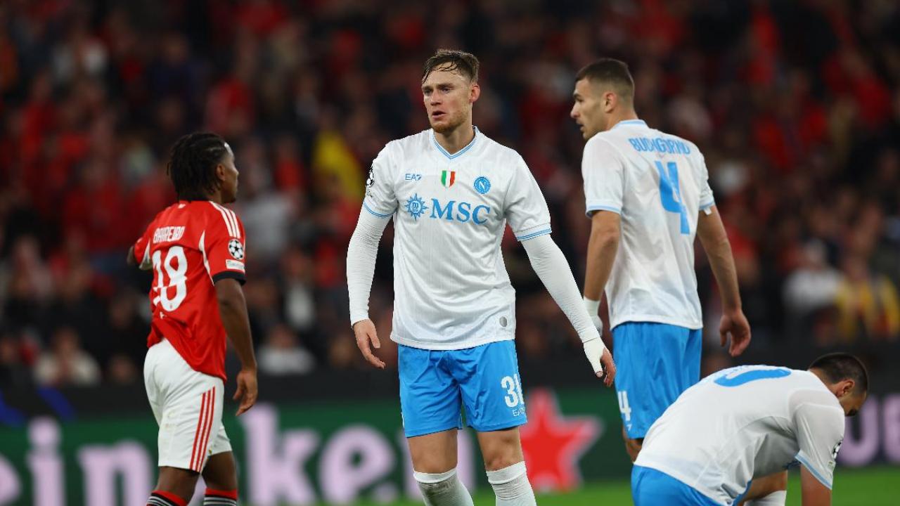 Calciomercato Napoli, rivoluzione in difesa: via tre calciatori
