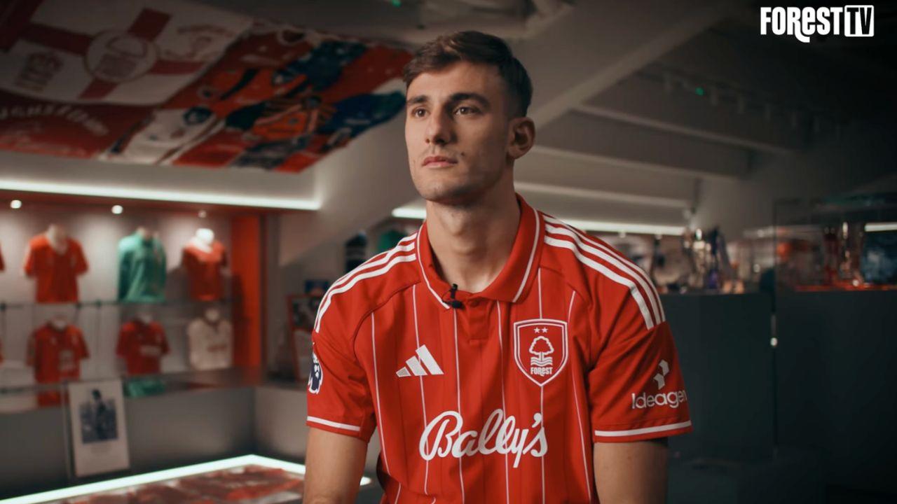 Il Nottingham Forest si salva in Premier, Lucca gioca 15 minuti: l'avventura inglese &egrave; stata un fallimento