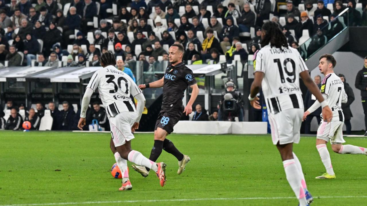 Juventus, David a Sky: "Sfida tra due squadre al top in Italia. Il mio gol &egrave; arrivato nel momento perfetto, ci ha dato fiducia per dare ancora pi&ugrave; energia"