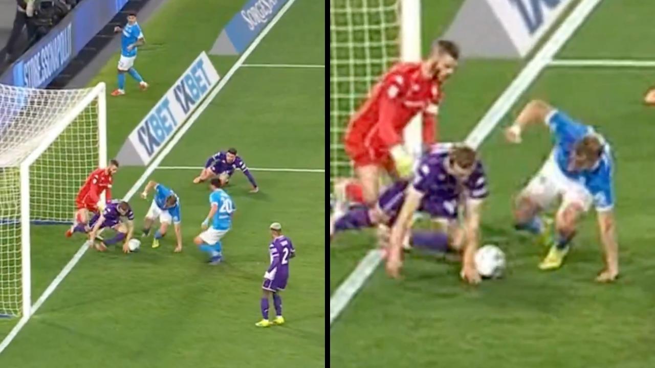 Moviola Napoli-Fiorentina, tocco di mano di Comuzzo: la verit&agrave; sull'episodio | VIDEO