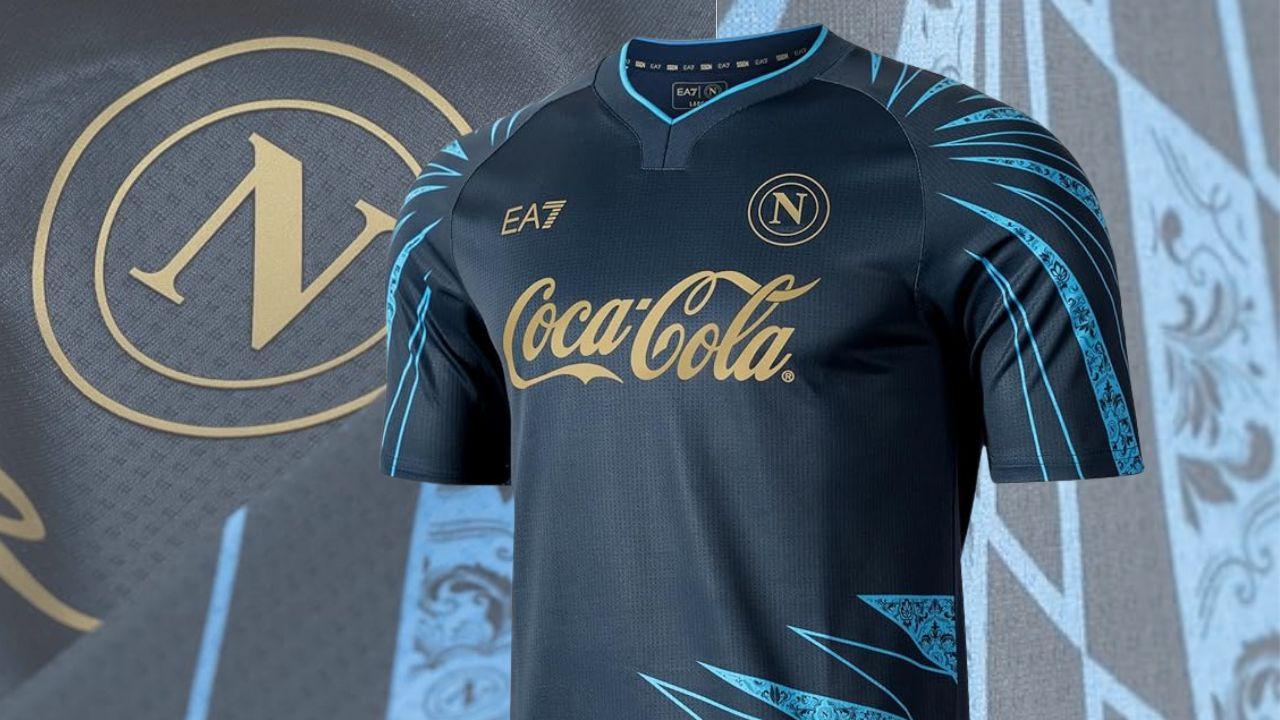 SSC Napoli, nuova maglia ispirata al Palazzo Reale! Sta andando a ruba