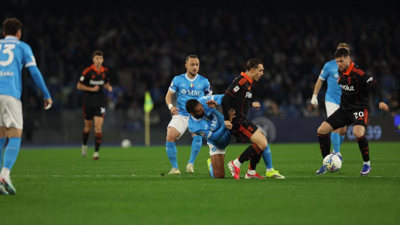 Como-Napoli pu&ograve; essere spaccata da Baturina o Alisson Santos, il motivo
