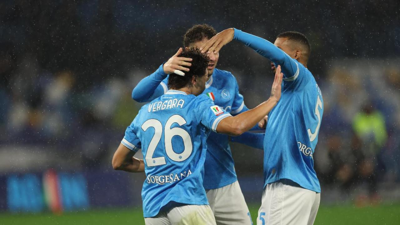 C'&egrave; un rientro tra i titolari del Napoli: novit&agrave; possibile nel terzetto difensivo