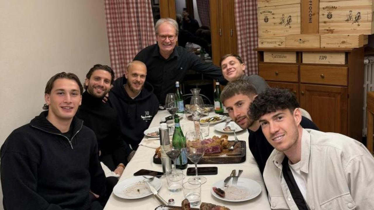 Juve, scoppia il caso Locatelli: cena con i rivali, critiche dei tifosi