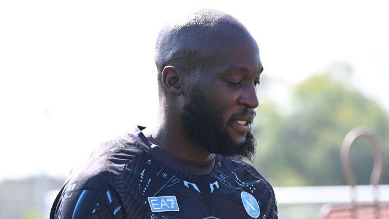 Caso Lukaku, domani Romelu a Castel Volturno. Il club ha avviato un procedimento disciplinare: lo scenario