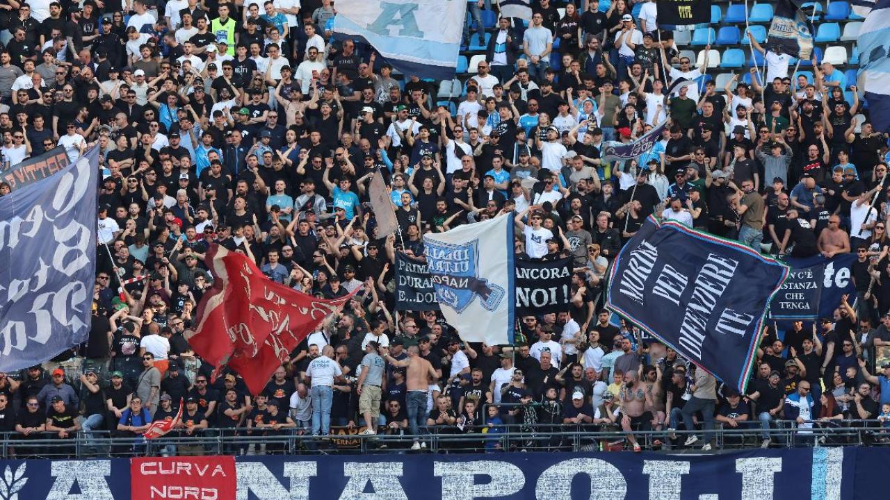 Azzi: "Voto 4 al pubblico del Maradona, come si fa a fischiare una squadra che non perdeva da 16 mesi in casa?"