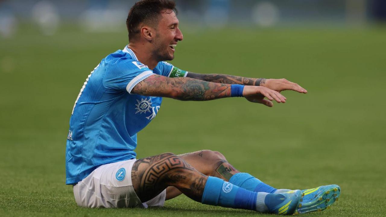 Politano alza la voce: "Non ci piace che Conte sia dato gi&agrave; per partente"