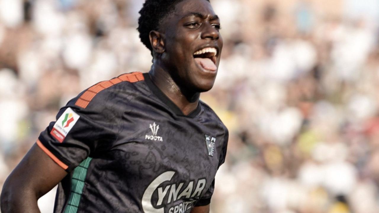 Calciomercato Napoli: un talento del Venezia nel mirino per l'estate
